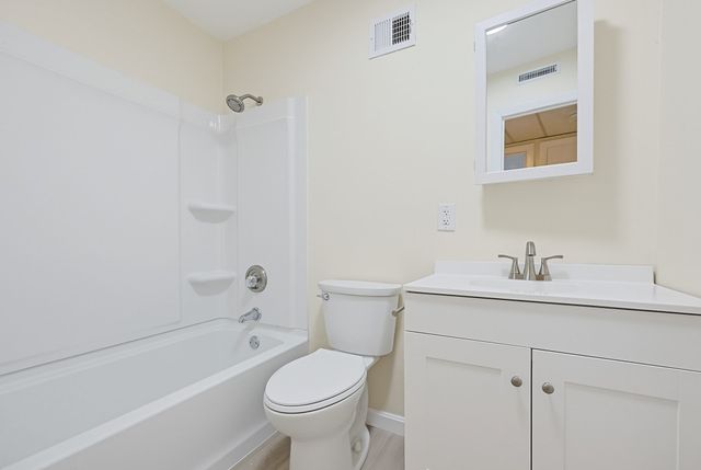 75-77 Colonel Bell Dr 9, Brockton, MA 02301