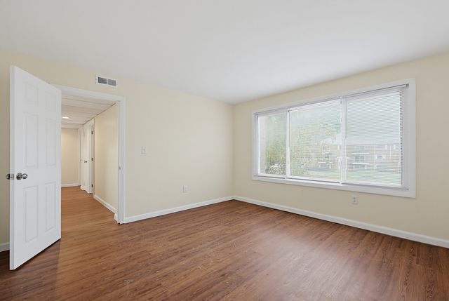 75-77 Colonel Bell Dr 9, Brockton, MA 02301