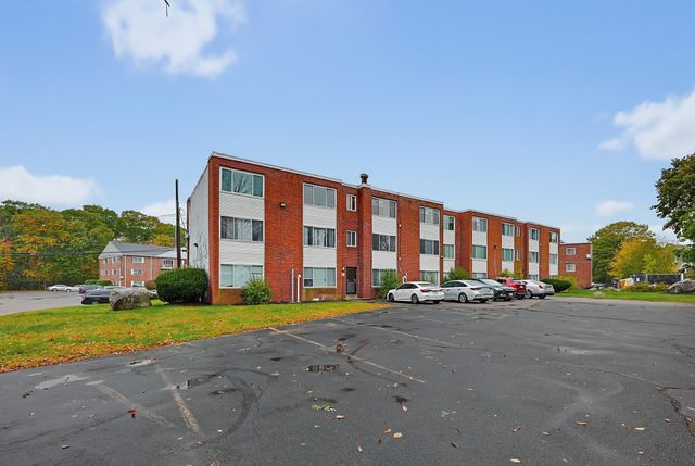 75-77 Colonel Bell Dr 9, Brockton, MA 02301