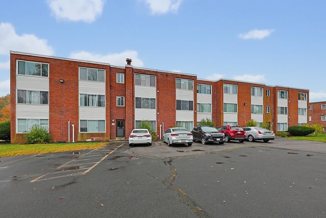 75-77 Colonel Bell Dr 9, Brockton, MA 02301