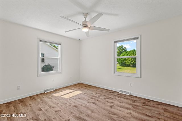1815 Watts Landing Road, Hampstead, NC 28443