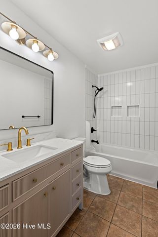 1815 Watts Landing Road, Hampstead, NC 28443