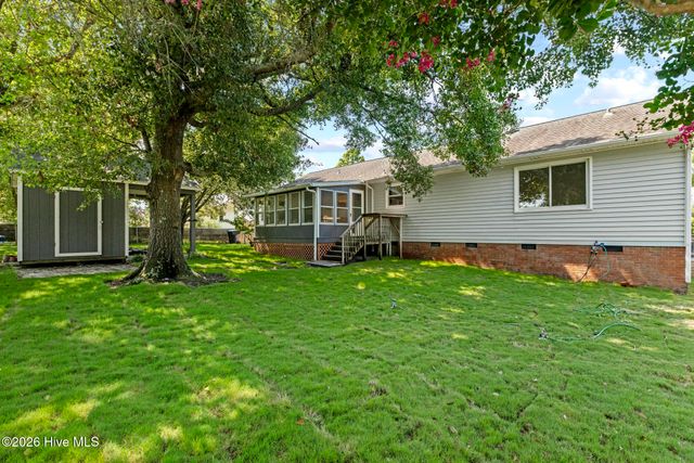 1815 Watts Landing Road, Hampstead, NC 28443