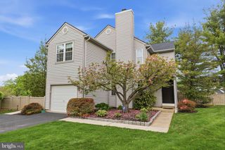 118 N ASCOT CT, Newtown, PA 18940
