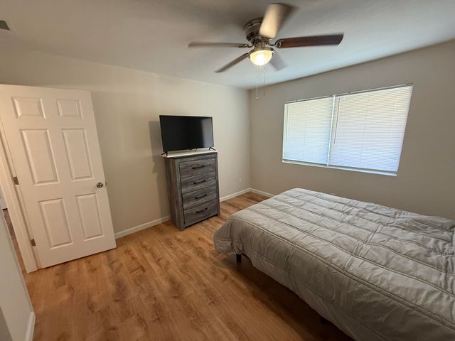 801 N ANN ST 10, Columbia, MO 65201