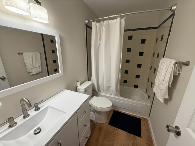 801 N ANN ST 10, Columbia, MO 65201