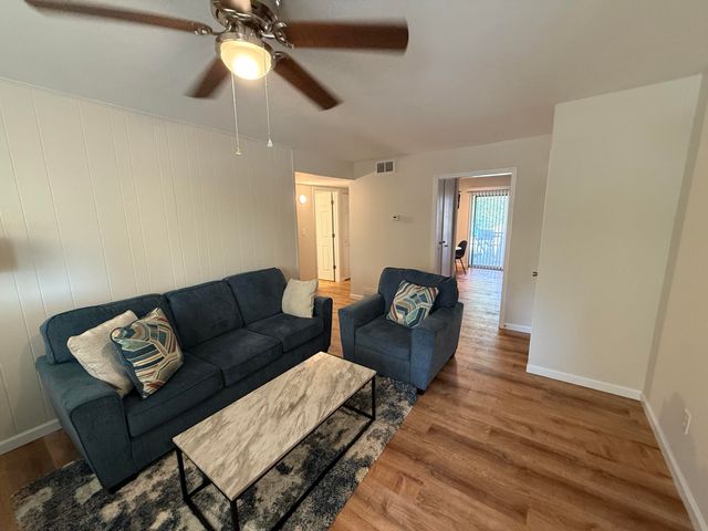 801 N ANN ST 10, Columbia, MO 65201