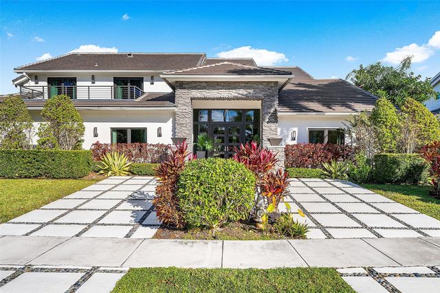 737 NE Boca Bay Colony Drive, Boca Raton, FL 33487