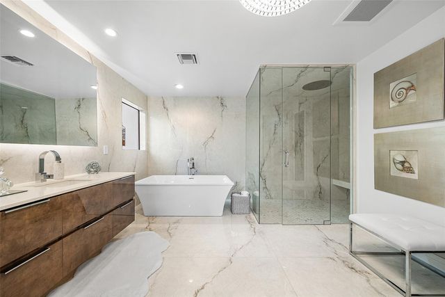 737 NE Boca Bay Colony Drive, Boca Raton, FL 33487