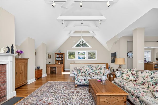 5 Sea Gull Road, Shelter Island, NY 11964