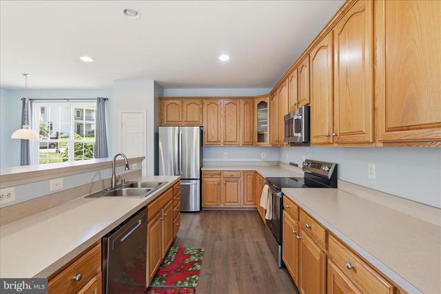 9477 BANKHEAD DR, Manassas, VA 20110