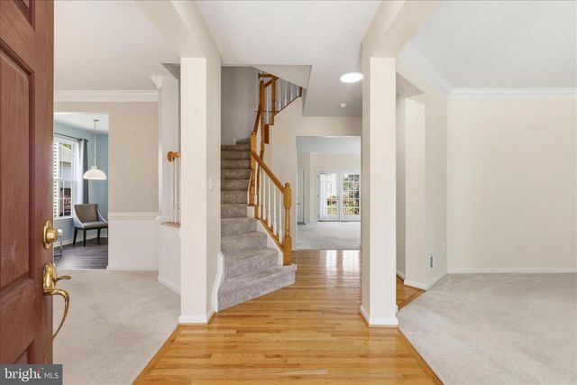 9477 BANKHEAD DR, Manassas, VA 20110