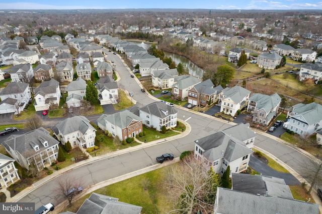 9477 BANKHEAD DR, Manassas, VA 20110