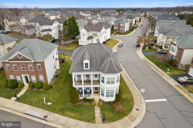 9477 BANKHEAD DR, Manassas, VA 20110