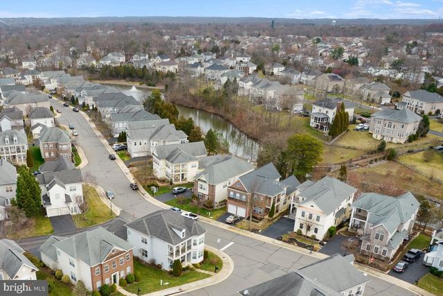 9477 BANKHEAD DR, Manassas, VA 20110