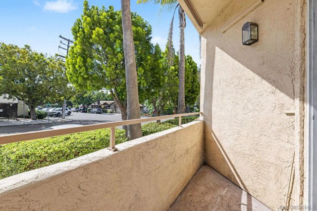 919 W Lewis St 1, San Diego, CA 92103