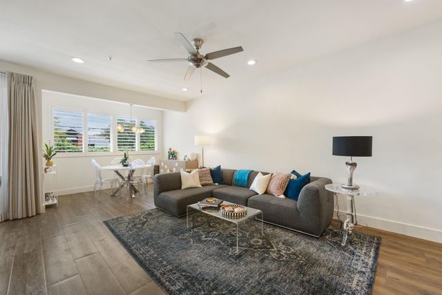 604 North Bluff DR 144, Austin, TX 78745