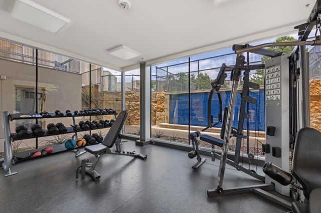 604 North Bluff DR 144, Austin, TX 78745
