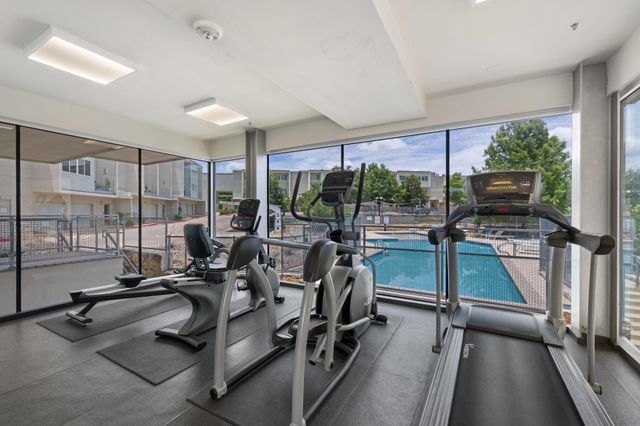 604 North Bluff DR 144, Austin, TX 78745