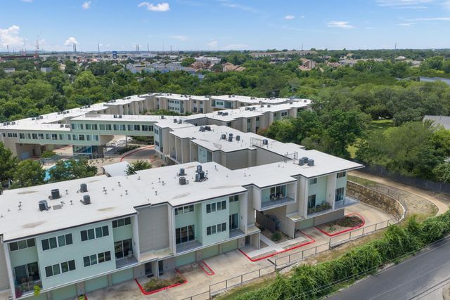 604 North Bluff DR 144, Austin, TX 78745