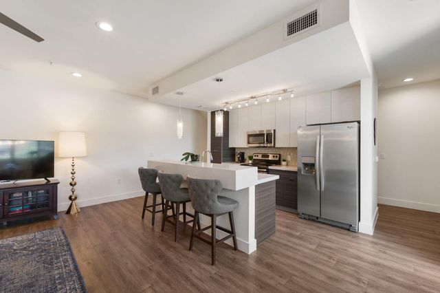 604 North Bluff DR 144, Austin, TX 78745