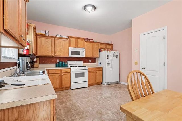 6524 Barkston Trace, Douglasville, GA 30135