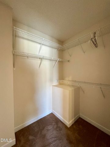 110 Hoskins Circle, Burlington, NC 27215