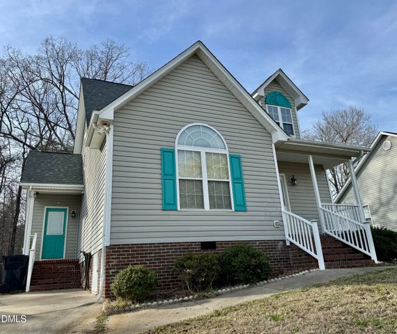 110 Hoskins Circle, Burlington, NC 27215