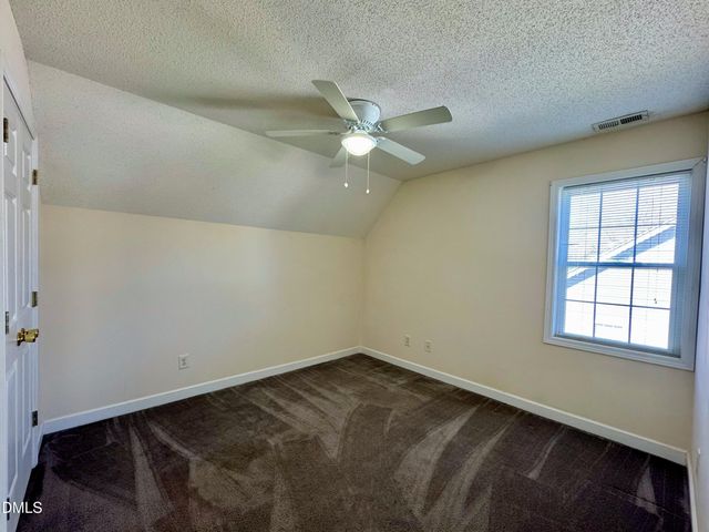 110 Hoskins Circle, Burlington, NC 27215