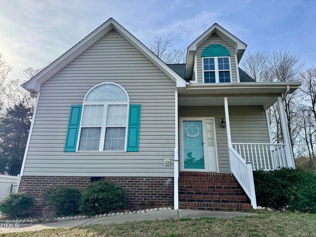 110 Hoskins Circle, Burlington, NC 27215