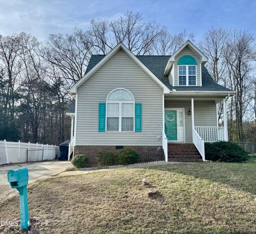 110 Hoskins Circle, Burlington, NC 27215