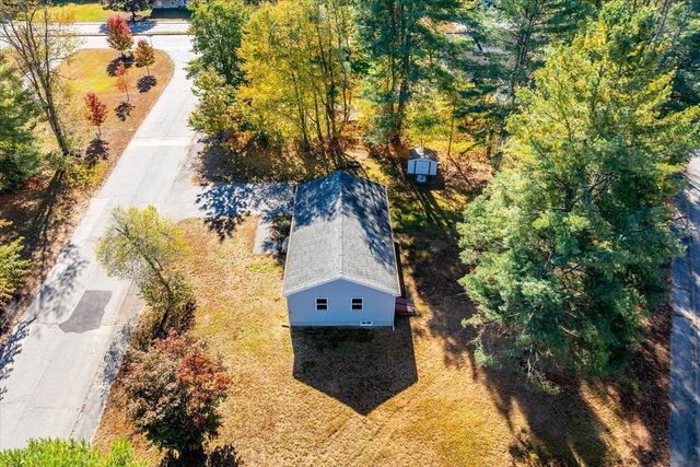 105 Hodgkins Dr, East Brookfield, MA 01515