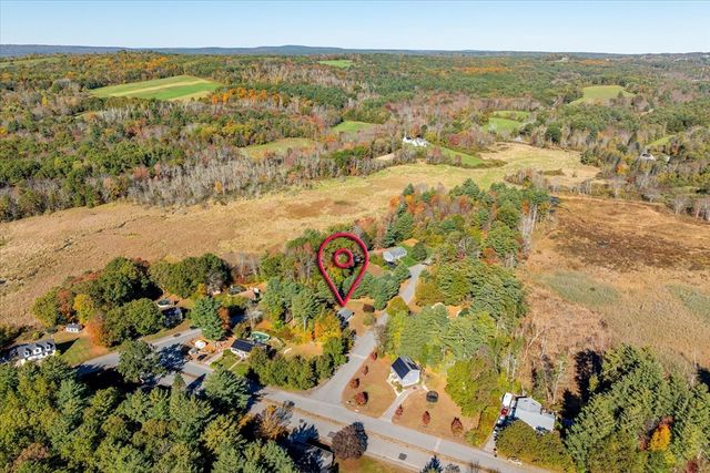 105 Hodgkins Dr, East Brookfield, MA 01515