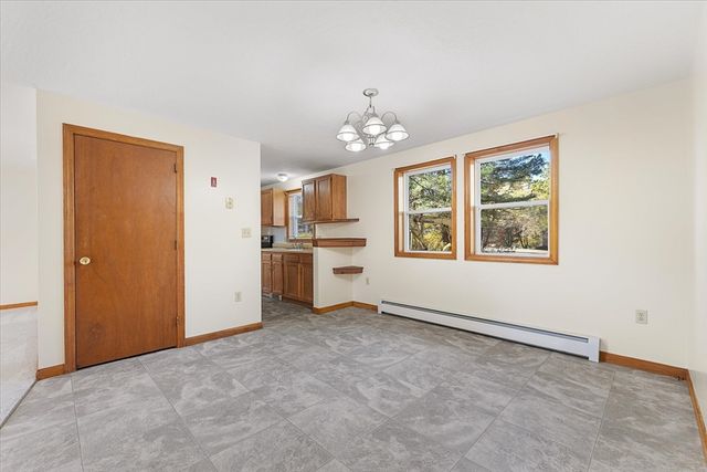 105 Hodgkins Dr, East Brookfield, MA 01515