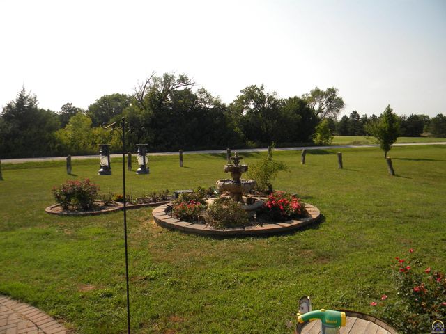 1020 Wanamaka Road, Emporia, KS 66801