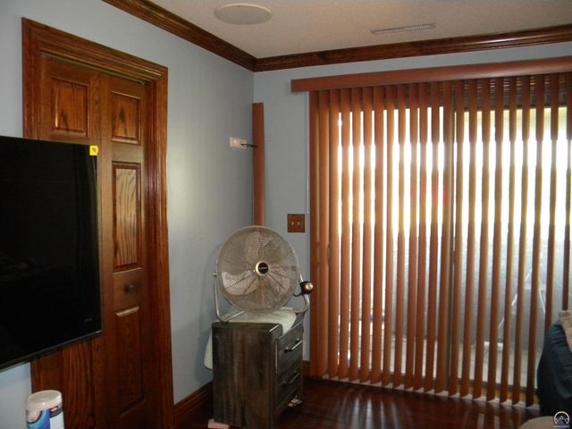 1020 Wanamaka Road, Emporia, KS 66801