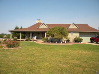 1020 Wanamaka Road, Emporia, KS 66801