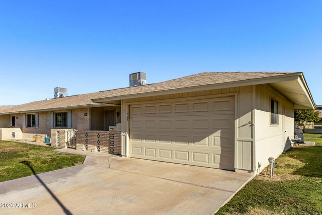 10502 W ROUNDELAY Circle, Sun City, AZ 85351