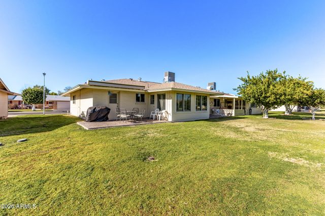 10502 W ROUNDELAY Circle, Sun City, AZ 85351