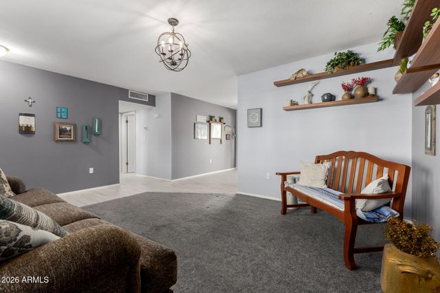 10502 W ROUNDELAY Circle, Sun City, AZ 85351