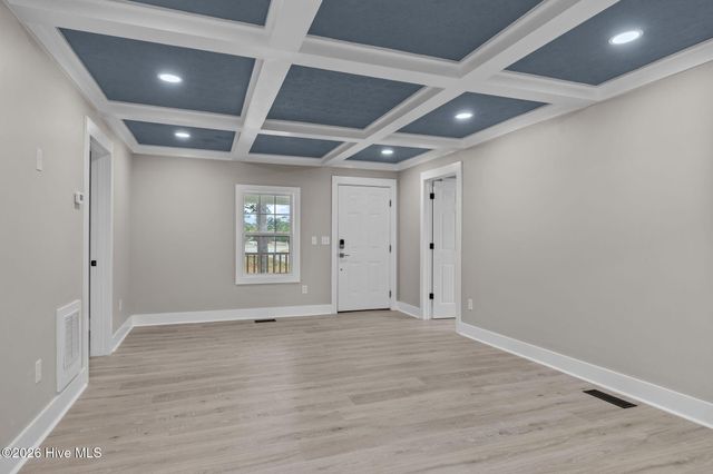 639 E Chatham Street, Newport, NC 28570