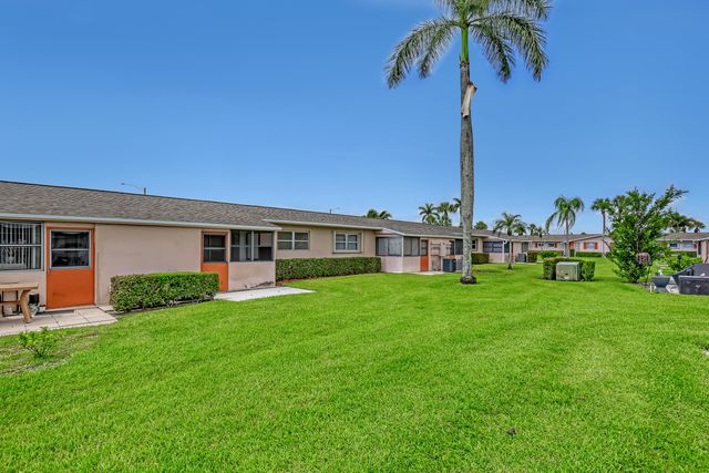 2747 E Dudley Dr Drive E D, West Palm Beach, FL 33415