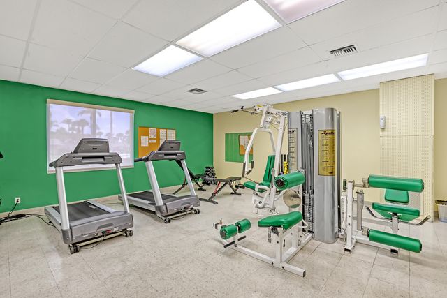 2747 E Dudley Dr Drive E D, West Palm Beach, FL 33415