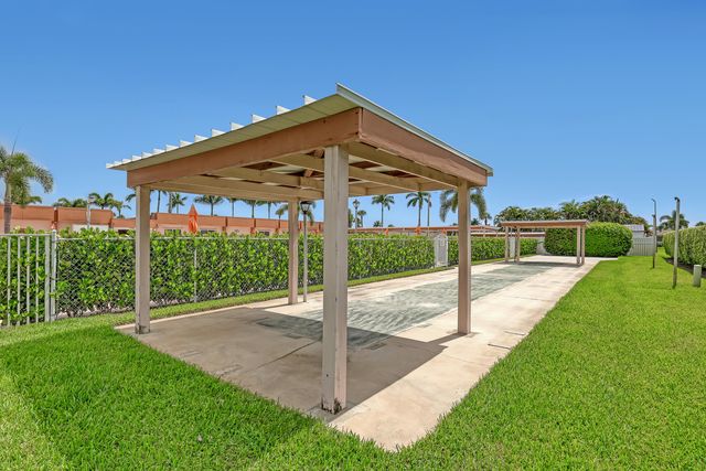 2747 E Dudley Dr Drive E D, West Palm Beach, FL 33415