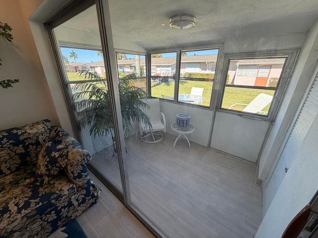 2747 E Dudley Dr Drive E D, West Palm Beach, FL 33415