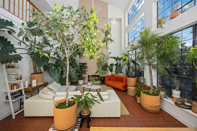 1425 Nantucket Drive B, Houston, TX 77057