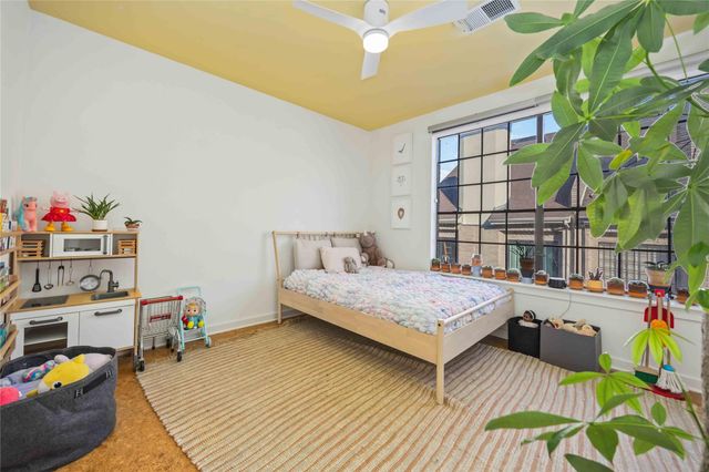 1425 Nantucket Drive B, Houston, TX 77057