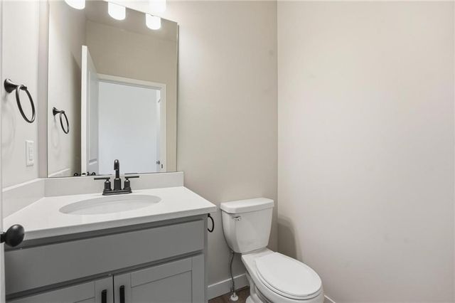 12426 S Aspen Lane, Lee's Summit, MO 64086