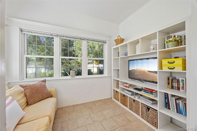 33 Cassilis Avenue, Bronxville, NY 10708