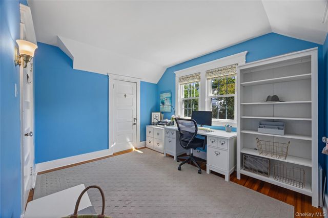 33 Cassilis Avenue, Bronxville, NY 10708